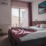 Alexis Hotel