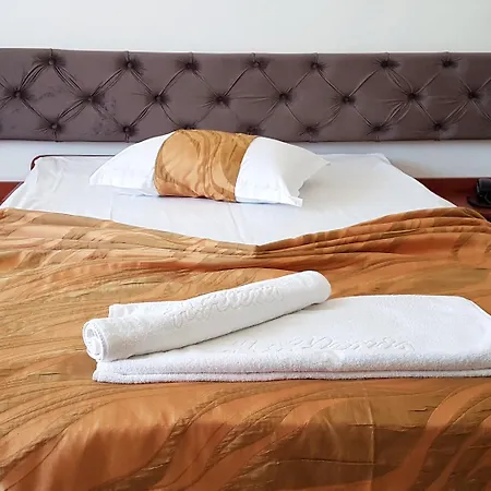 Alexis Hotel