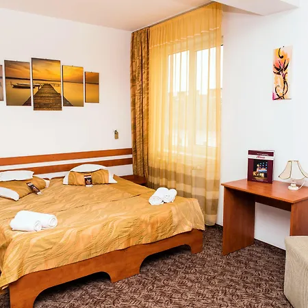 Alexis Hotel