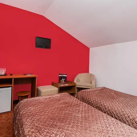 Alexis Hotel