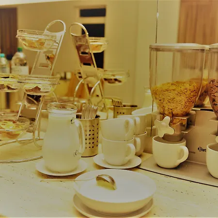 Alexis Hotel