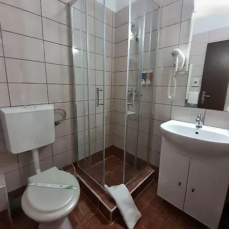 アレクシス ホテル