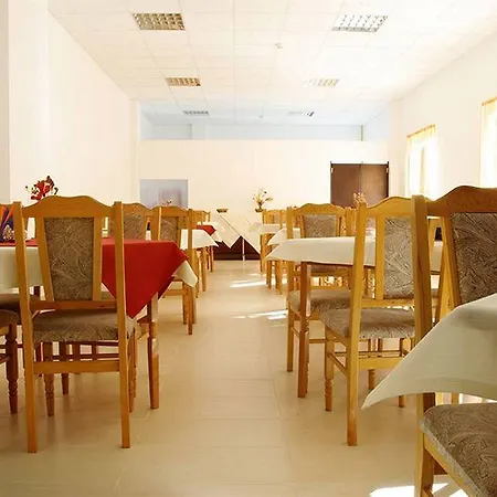 Alexis Hotel 3*